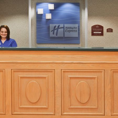 Holiday Inn Express & Suites Alliance By Ihg Екстер'єр фото
