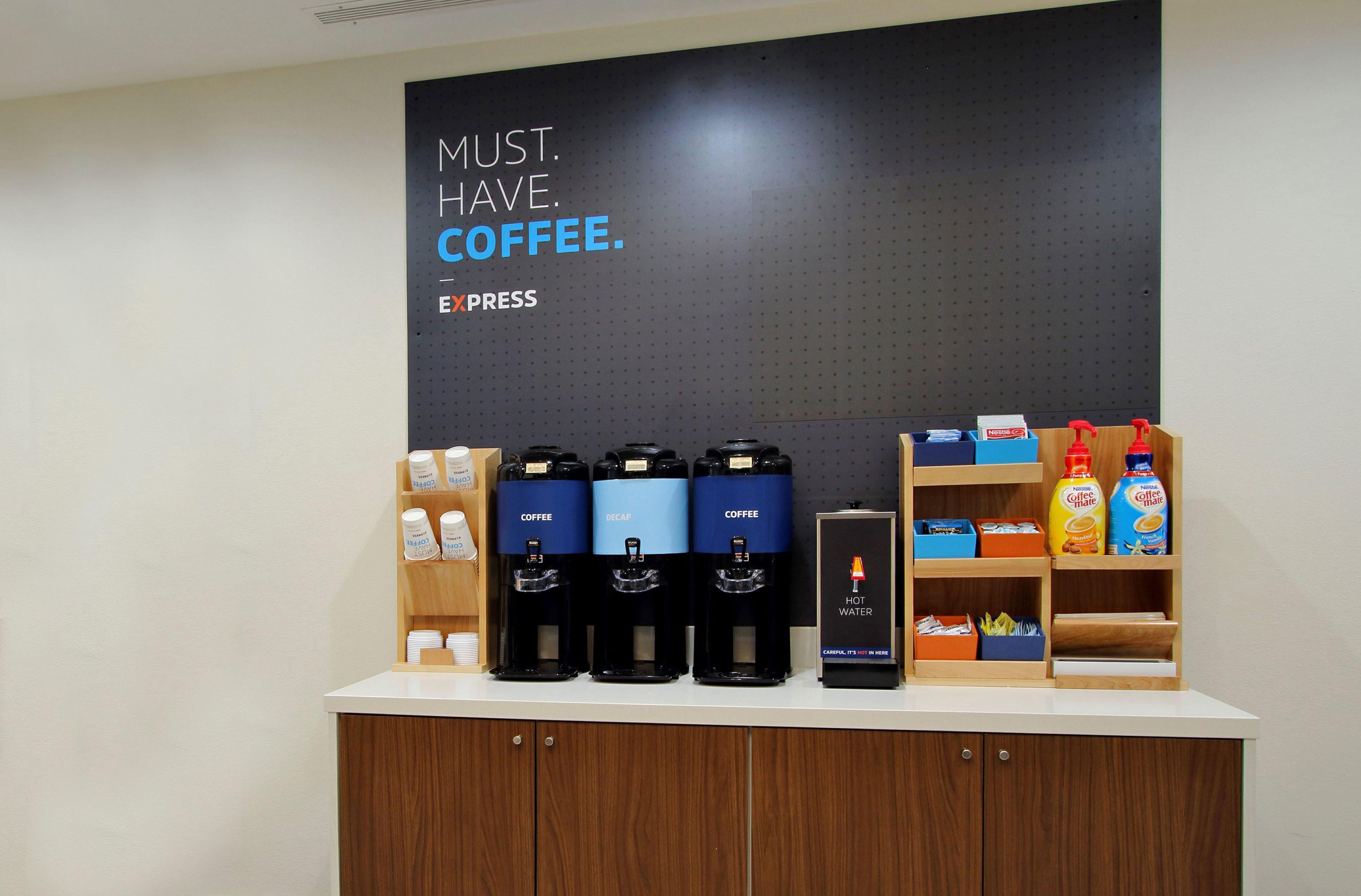 Holiday Inn Express & Suites Alliance By Ihg Екстер'єр фото