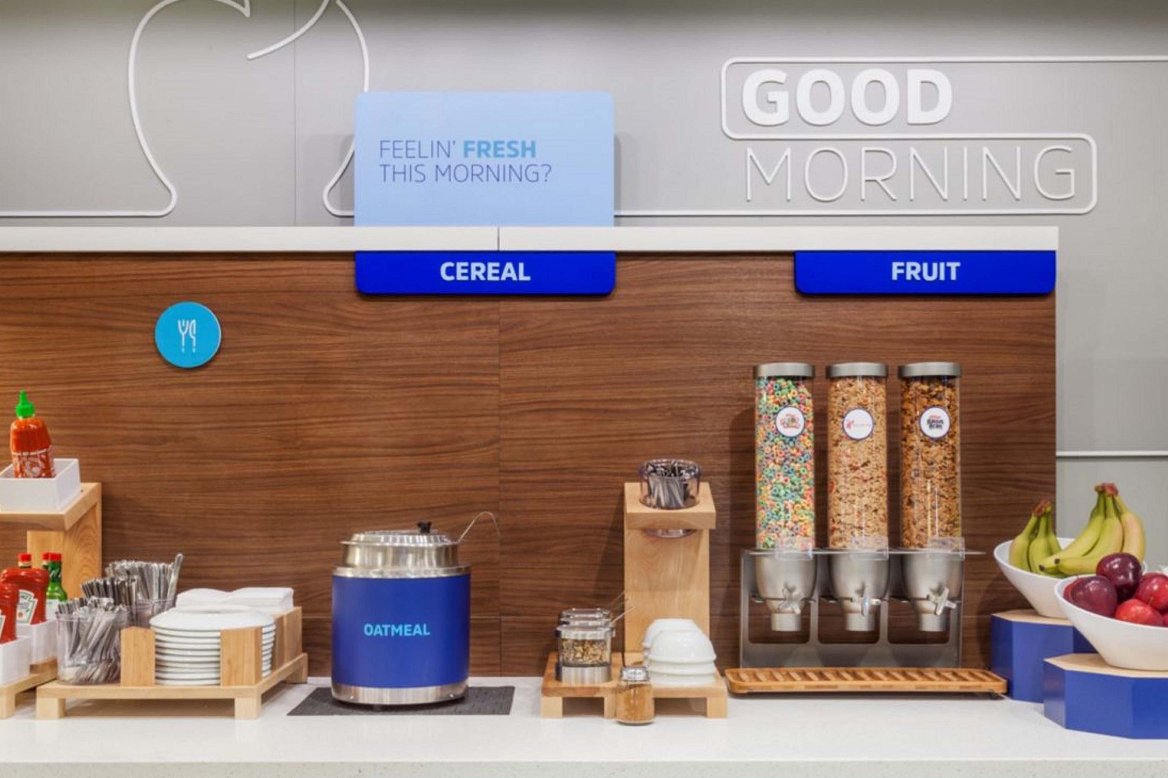 Holiday Inn Express & Suites Alliance By Ihg Екстер'єр фото