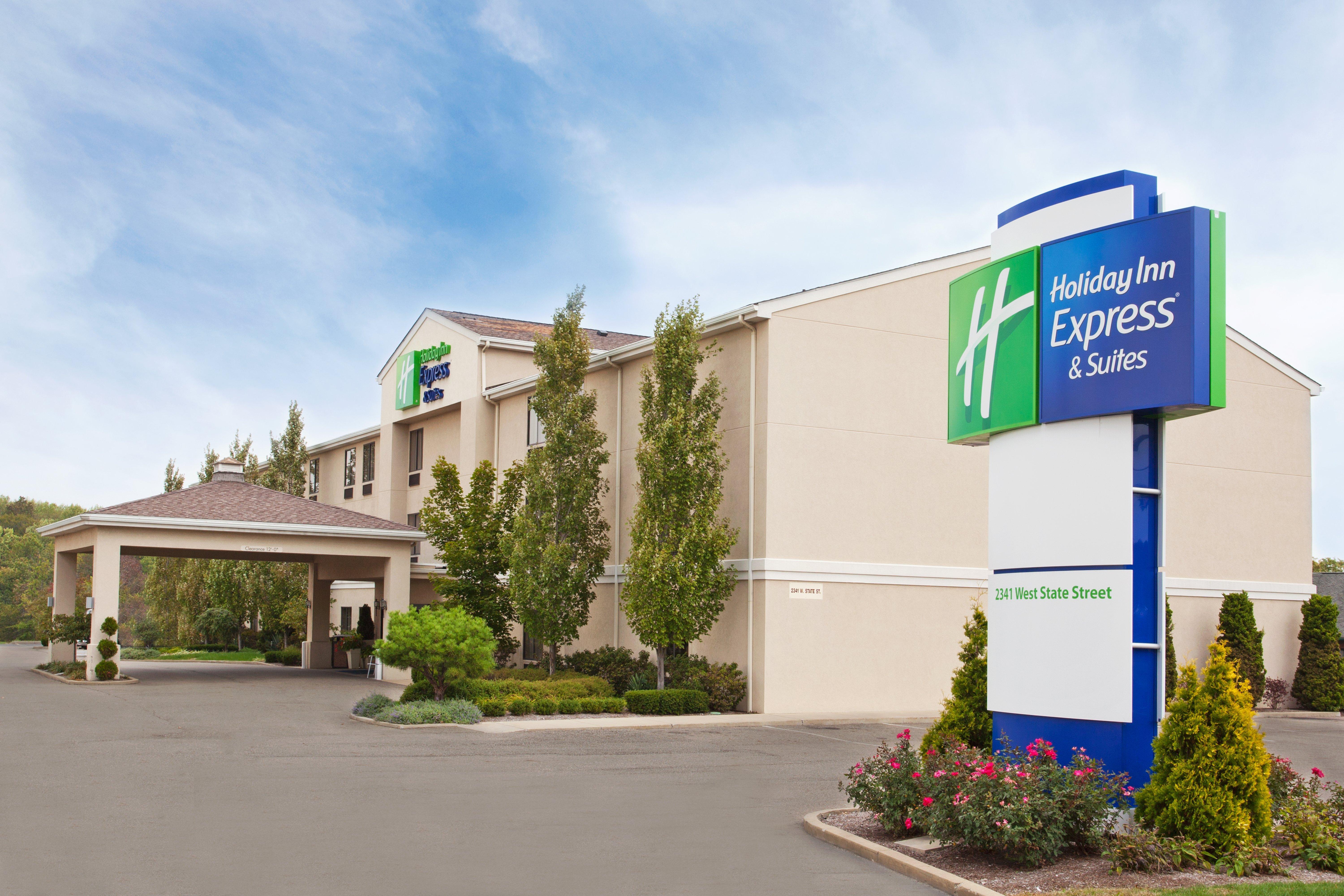 Holiday Inn Express & Suites Alliance By Ihg Екстер'єр фото