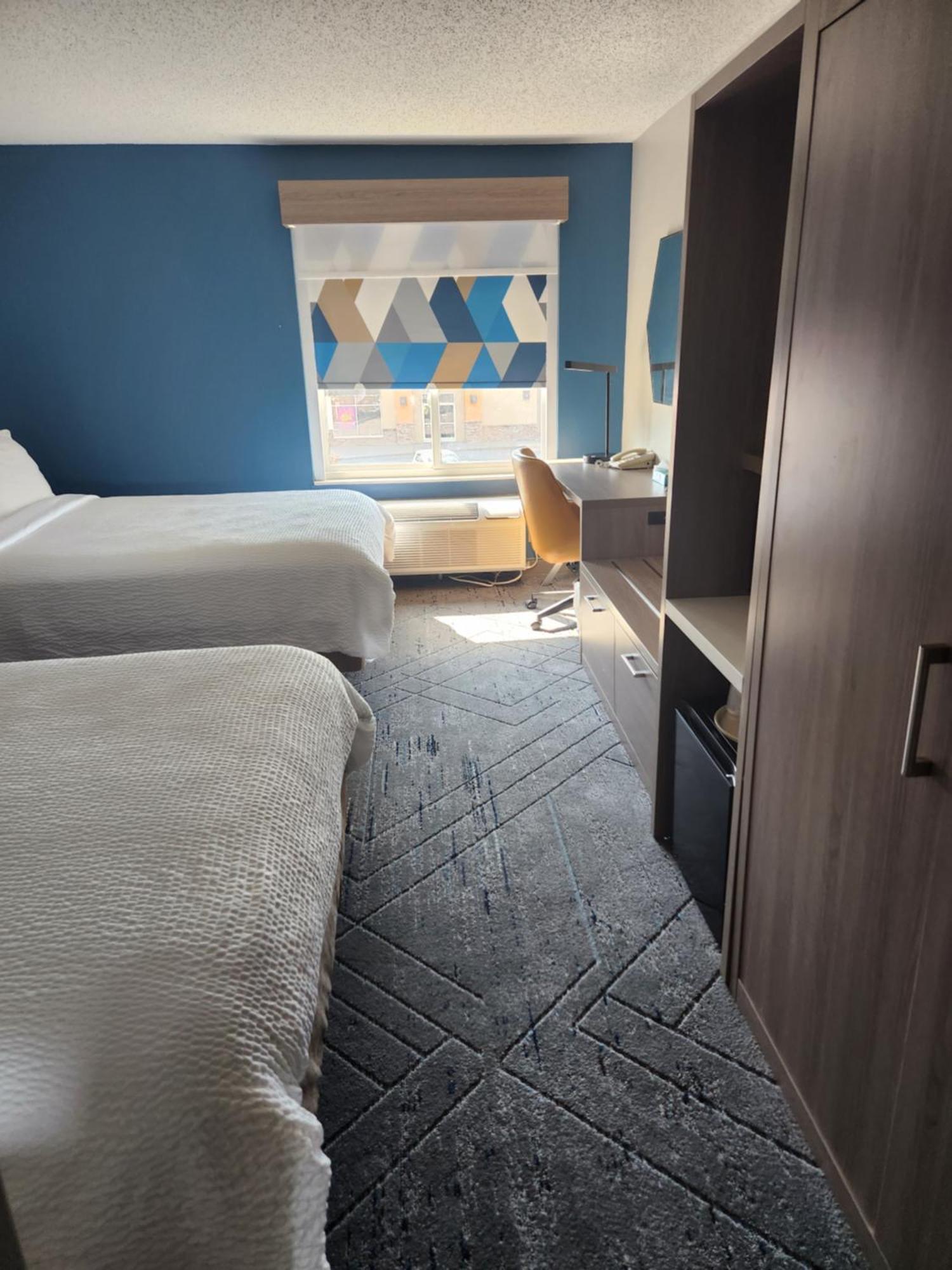 Holiday Inn Express & Suites Alliance By Ihg Екстер'єр фото
